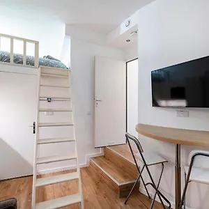 https://akila-apart-city-5e-entre-notre-dame-pantheon.fr-paris.fr